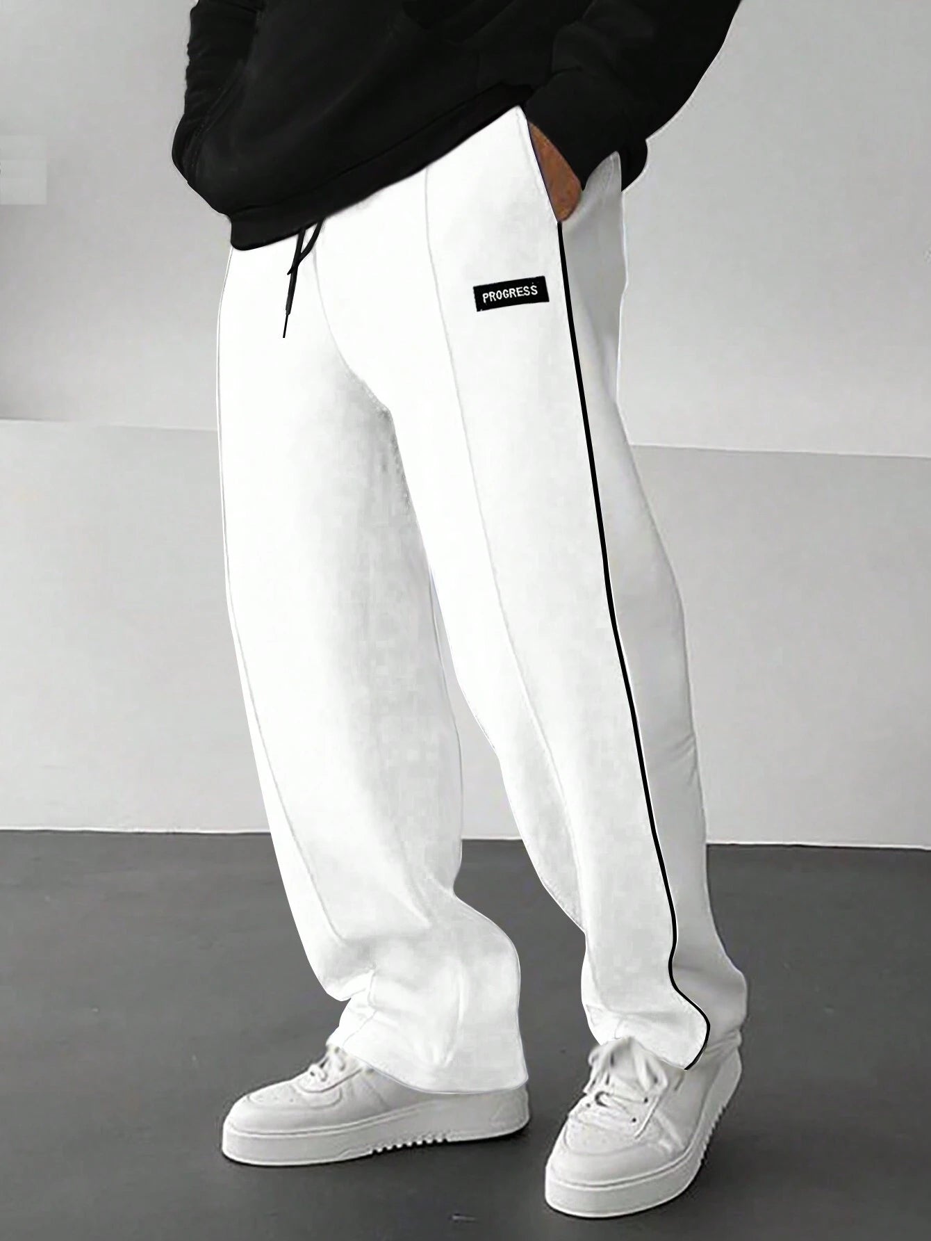 Manfinity Homme Men'S Loose Fit Sweatpants with Patch Detail and Drawstring Waist Straight Leg Long Sweat Pant Going Out Casual Boyfriend Gift